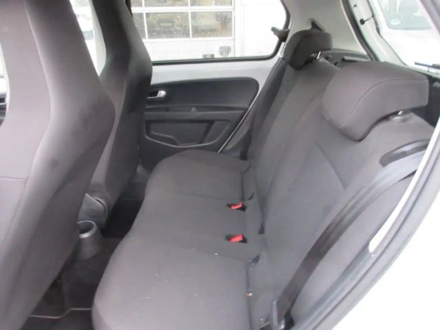 Volkswagen up! R-Line