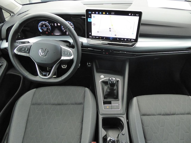 Volkswagen Golf Life Variant