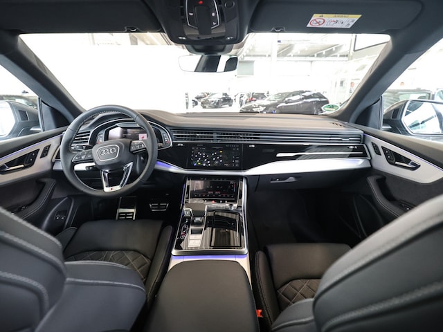 Audi Q8 55 TFSI Hybride Quattro