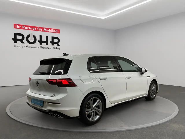 Volkswagen Golf 1.5 eTSI DSG Golf VIII R-Line
