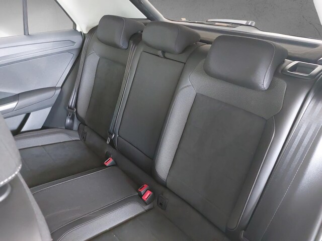 Volkswagen T-Roc Plus