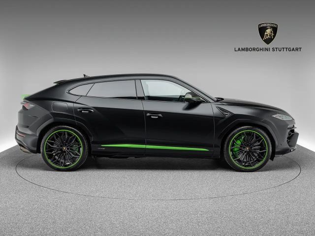 Lamborghini Urus SE