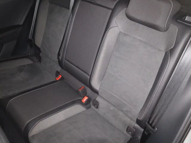 Volkswagen T-Roc 1.5 TSI DSG R-Line