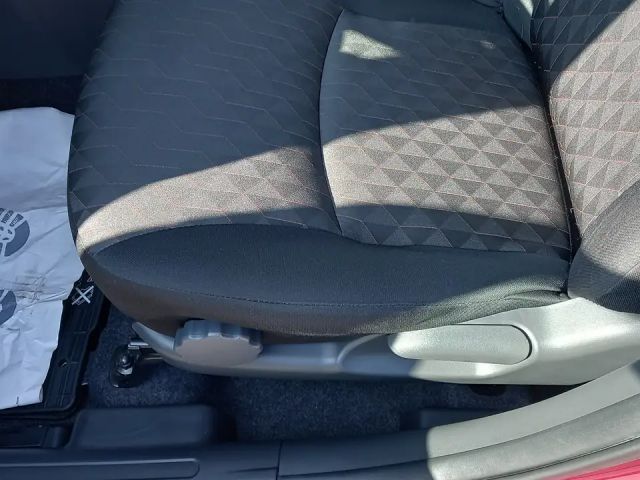 Mitsubishi Space Star Star