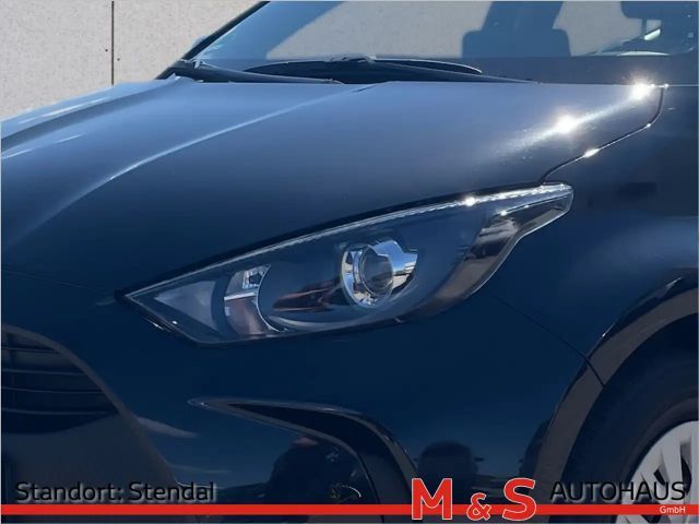 Toyota Yaris 1.0 VVT-i Basis