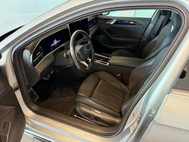 Volkswagen Passat 2.0 TDI R-Line Variant