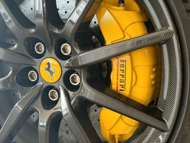 Ferrari SF90 Assetto Fiorano Spider