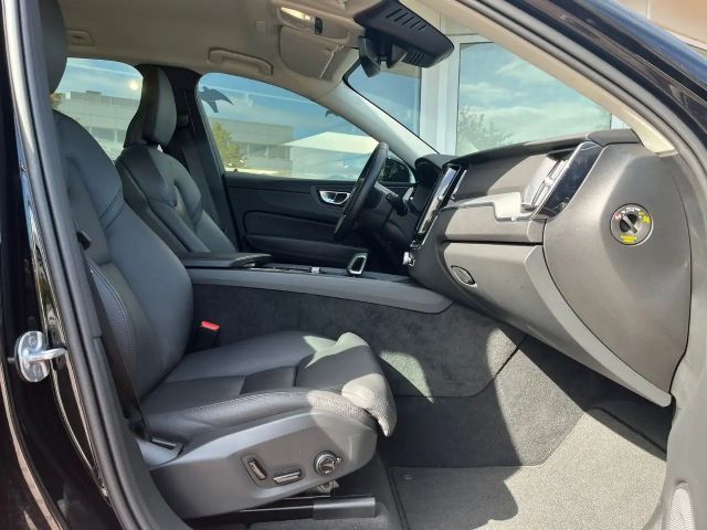 Volvo XC60 Dark Plus