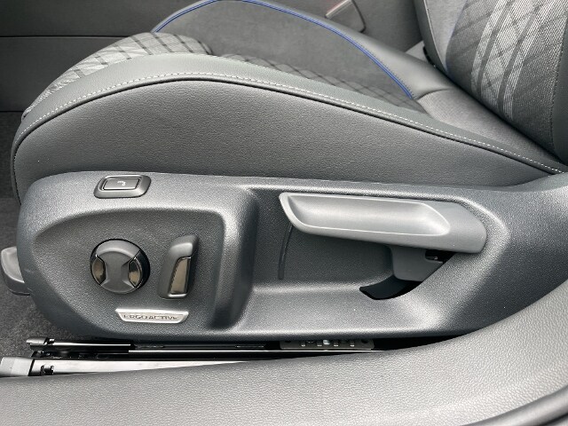 Volkswagen Passat 2.0 TDI 4Motion DSG Variant