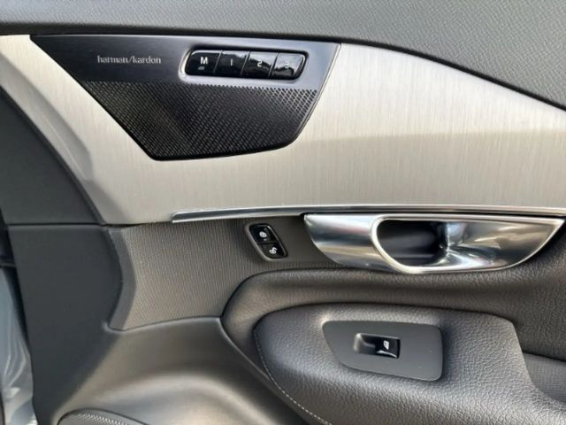 Volvo XC90 Inscription T8