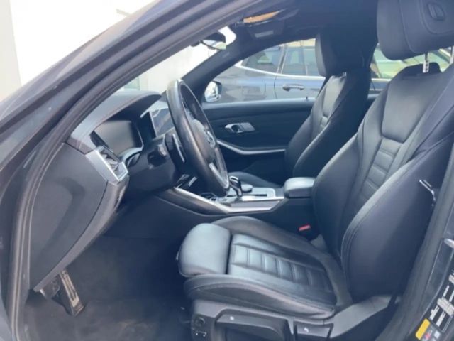 BMW 330 330e M-Sport Touring xDrive