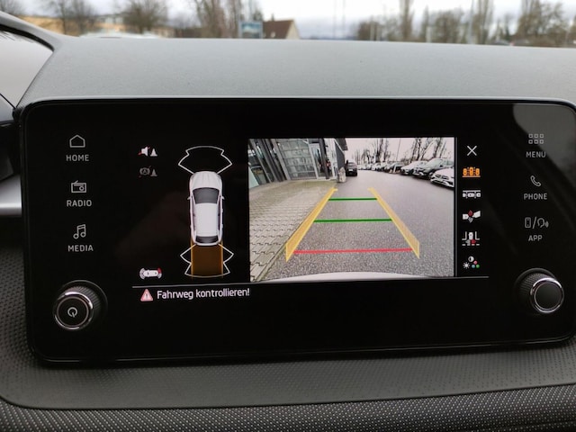 Skoda Fabia 1.0 MPI 80 PS CLIMATRONIC LED PDC