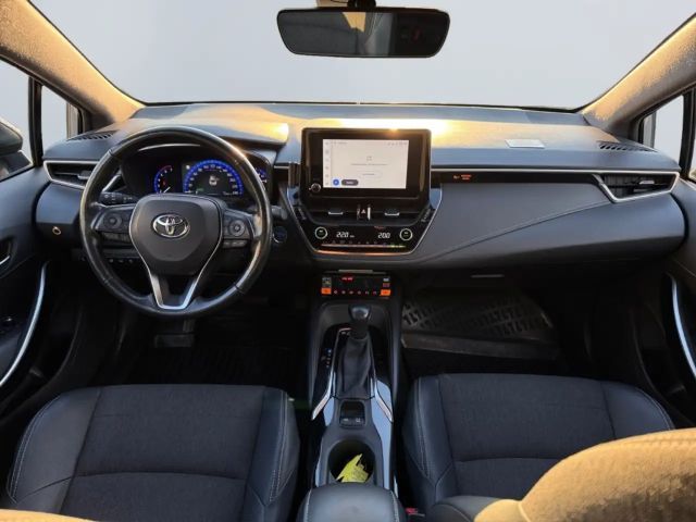 Toyota Corolla Hybride Team D