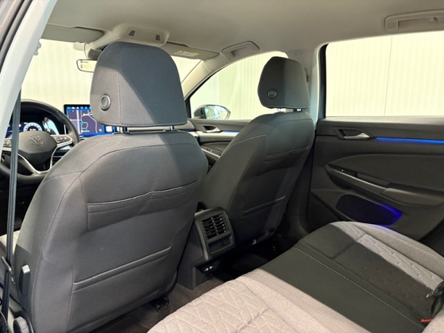 Volkswagen Golf 1.5 eTSI DSG Golf VIII Variant