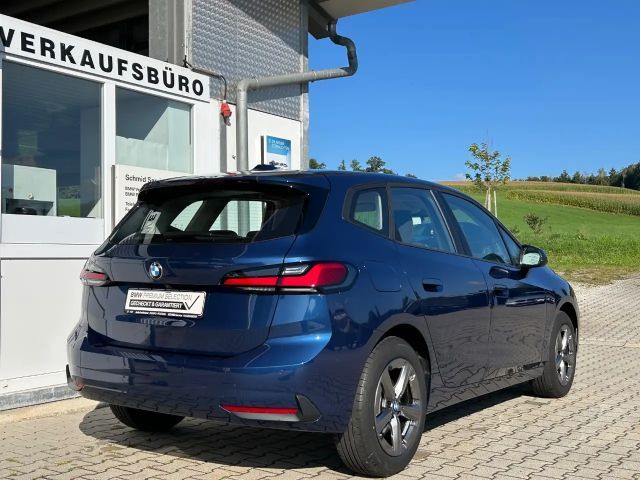 BMW 220 220i Active Tourer