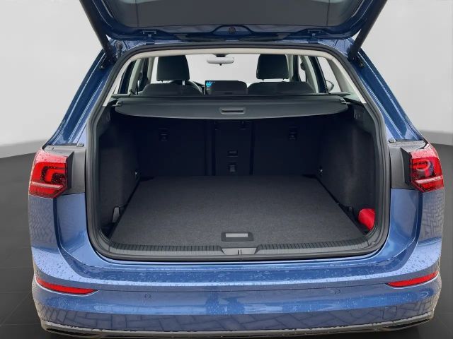 Volkswagen Golf 1.5 eTSI DSG Life Variant