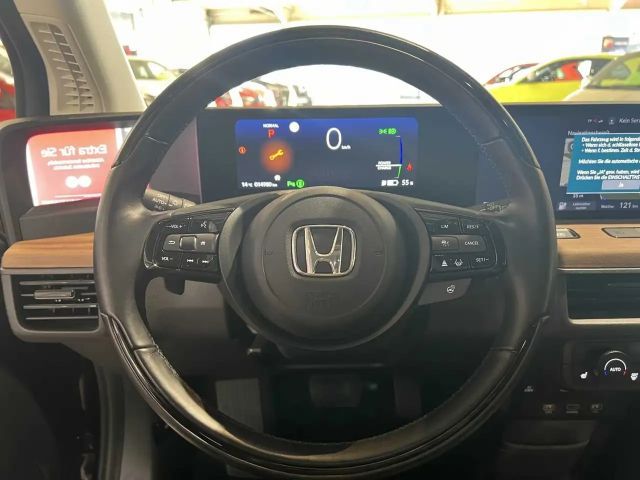 Honda e Advance
