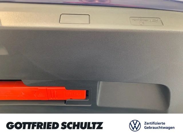 Volkswagen Golf DSG Golf VIII Life Variant