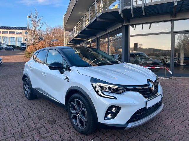 Renault Captur EDC Hybrid Techno