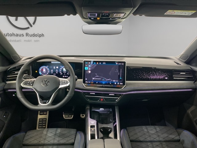 Volkswagen Passat DSG R-Line