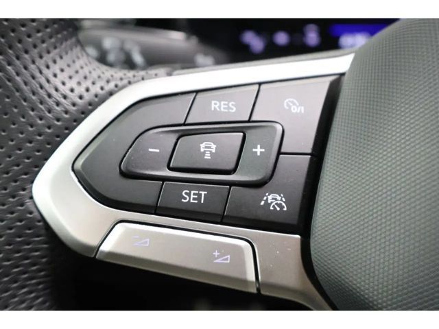 Volkswagen T-Roc 1.5 TSI Cabriolet R-Line