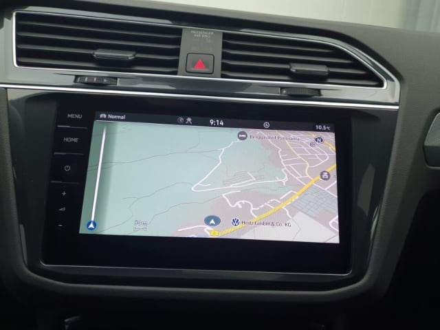 Volkswagen Tiguan TDI Active AHK Navi Matrix 5J Garantie