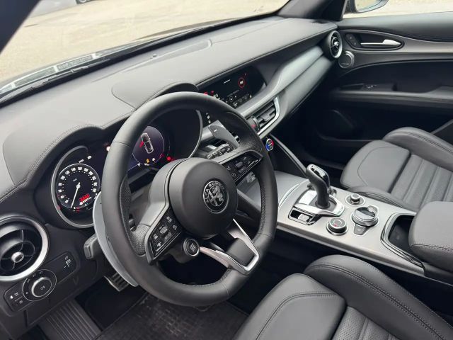 Alfa Romeo Stelvio Q4 Veloce