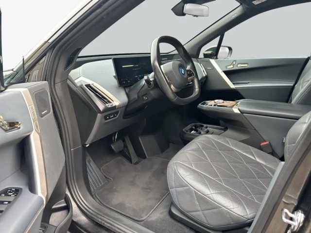 BMW iX xDrive40
