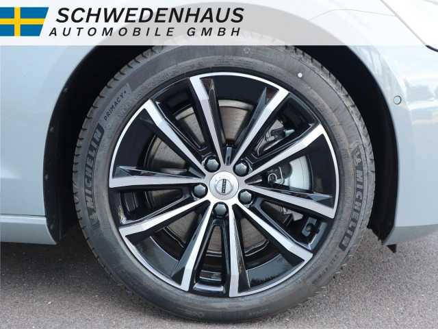 Volvo V60 AWD Dark Plus T8