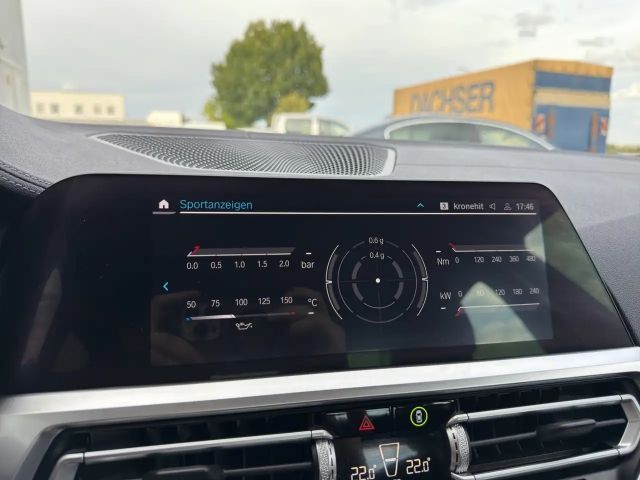 BMW 330 330e Luxury Line Sedan