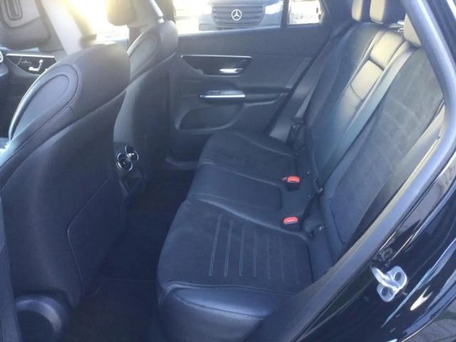 Mercedes-Benz GLC 200 4MATIC AMG Line