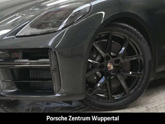 Porsche Panamera 4 E-Hybrid