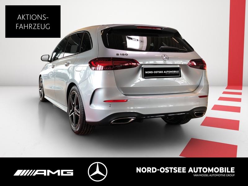 Mercedes-Benz B 180 AMG Line Sedan