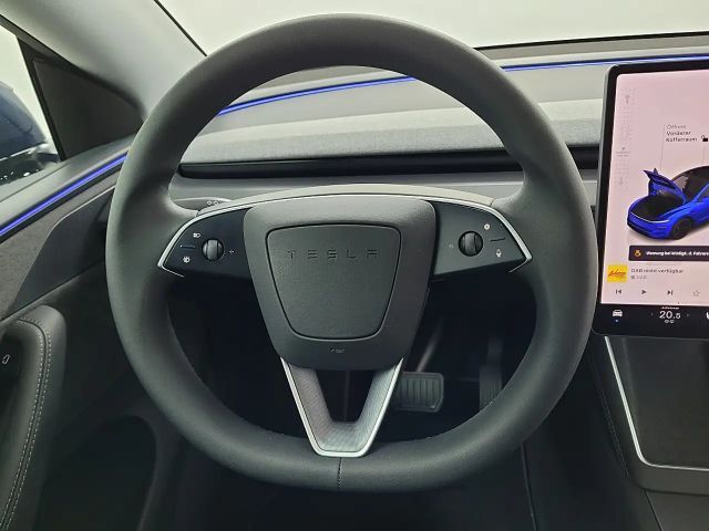 Tesla Model Y AWD Long Range
