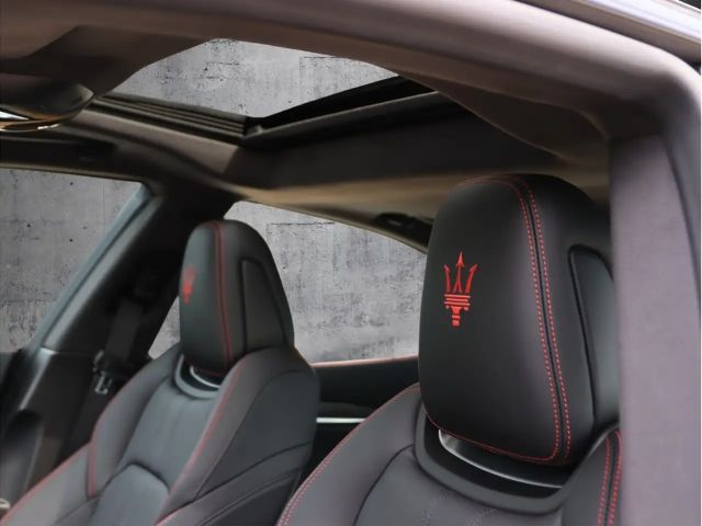 Maserati Ghibli Modena