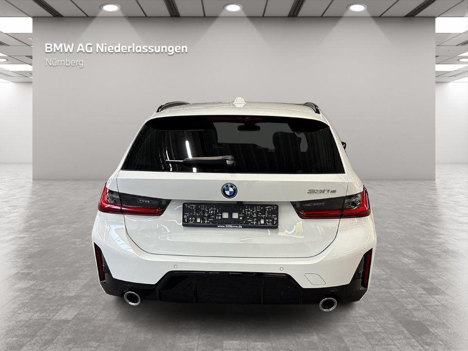 BMW 330 330e Touring