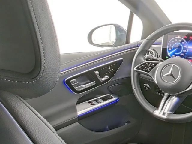 Mercedes-Benz EQE 300 Advanced Sedan