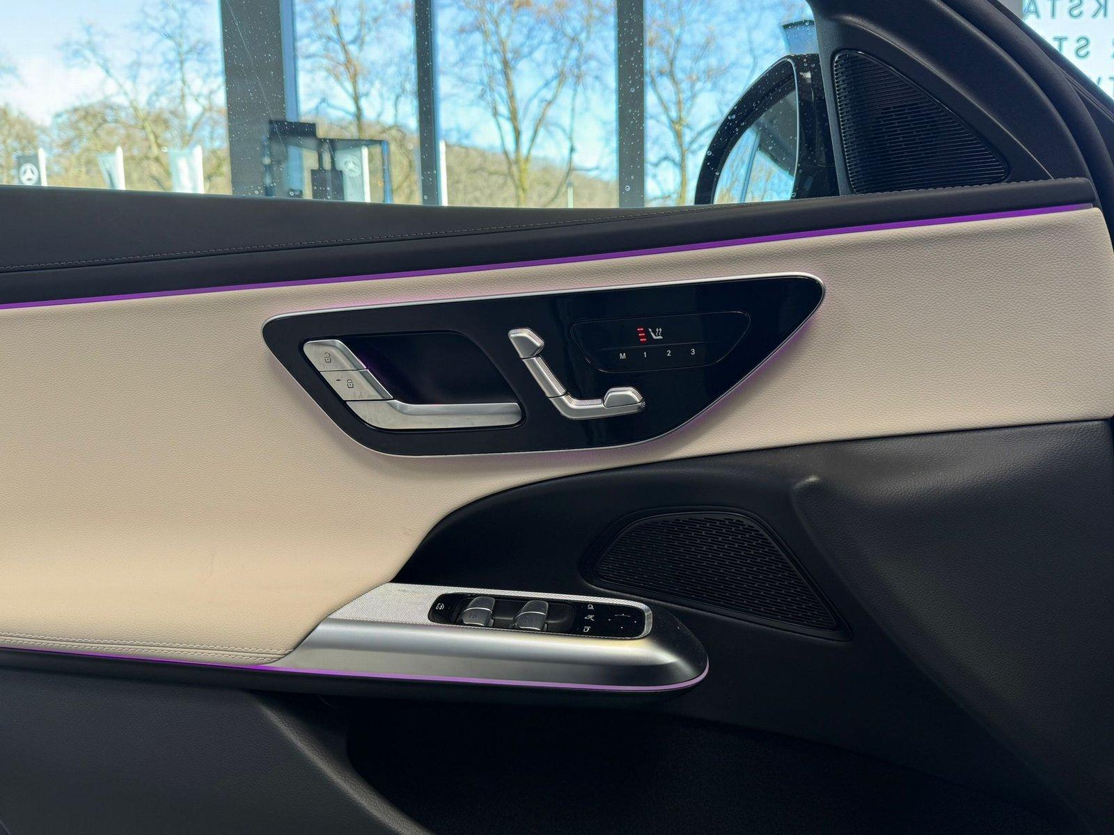 Mercedes-Benz E 200 AVANTGARDE Sedan