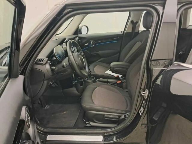 MINI Cooper automaat - navi - led