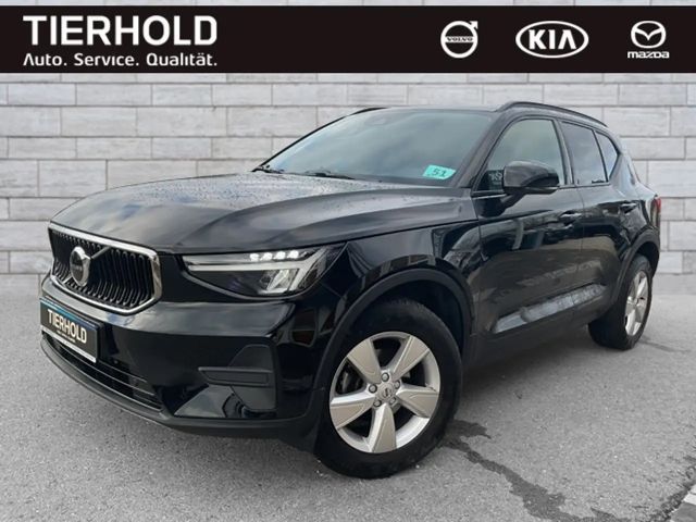 Volvo XC40 Core Momentum