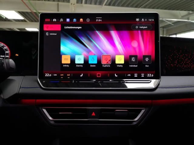 Volkswagen Tiguan 4Motion DSG R-Line