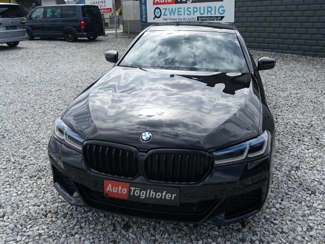 BMW 530 530e M-Sport Sedan xDrive