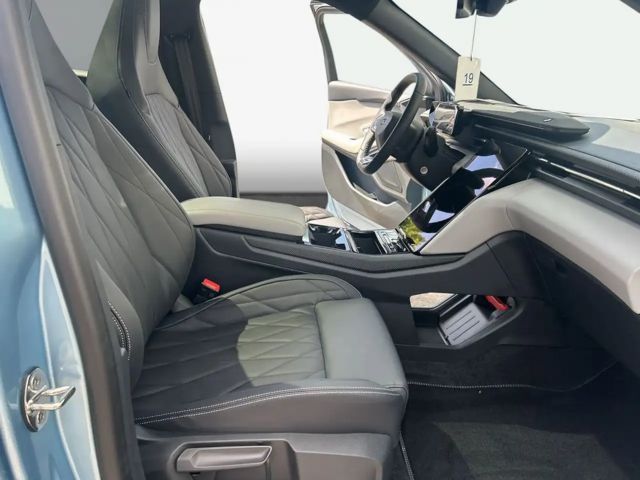 Ford Explorer Extended range RWD