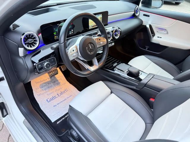 Mercedes-Benz A 250 A 250 e AMG Line