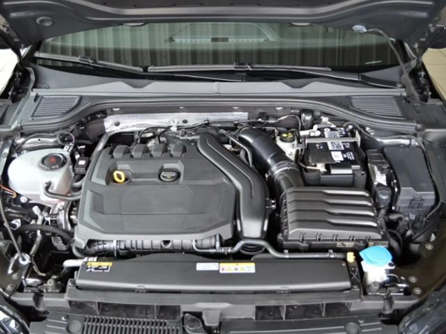 Volkswagen Golf DSG Golf VIII Style