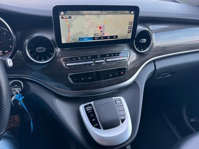 Mercedes-Benz V 300 4MATIC V 300 d