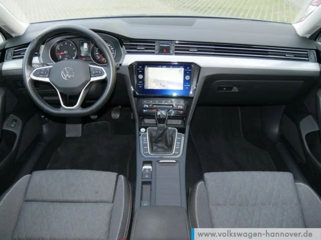 Volkswagen Passat 1.5 TSI Business Variant