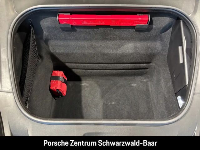 Porsche 992 4 Carrera Coupé GTS