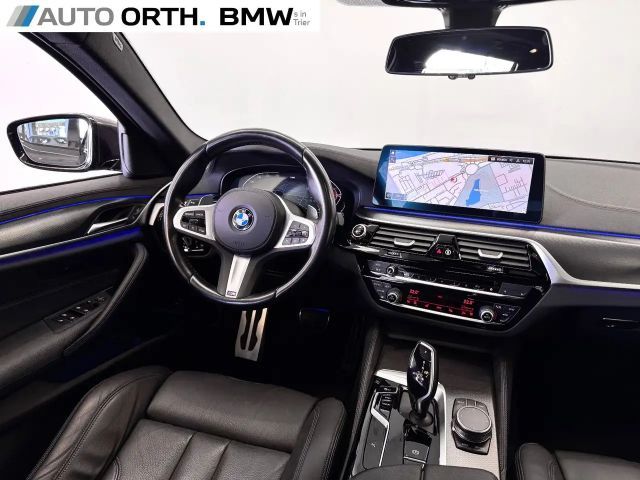 BMW 540 540d M-Sport Touring xDrive