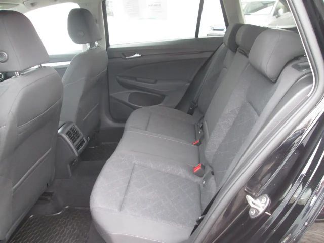 Volkswagen Golf 1.5 TSI Life Variant